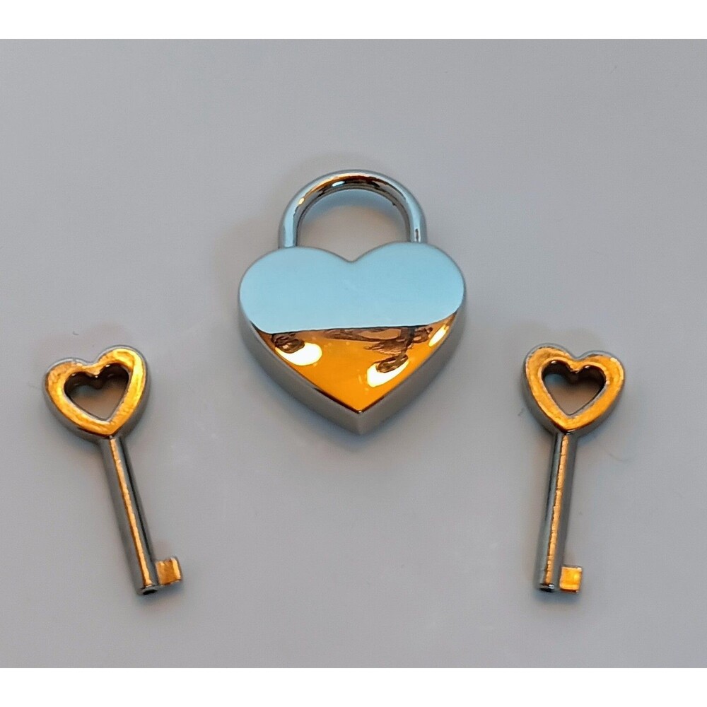 Super Cute Nickel Chrome Heart Padlock & Keys